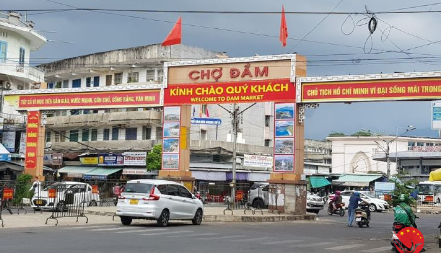 Nơi chia sẻ kiến thức du lịch Nha Trang gồm chỗ ở, ẩm thực, kinh nghiệm du lịch, điểm tham quan, hành trình khám phá.